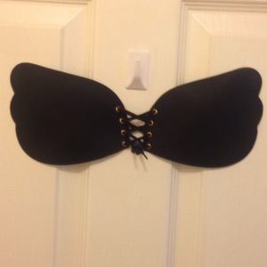 Strapless/Backless Push Up Bra